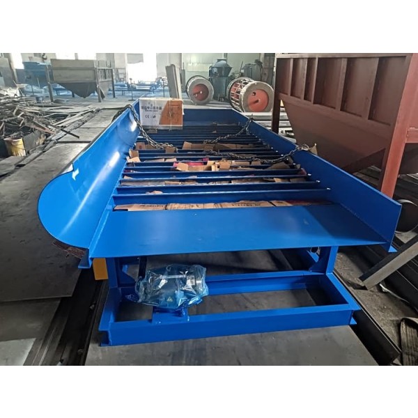 Pintu Air Emas Bergetar